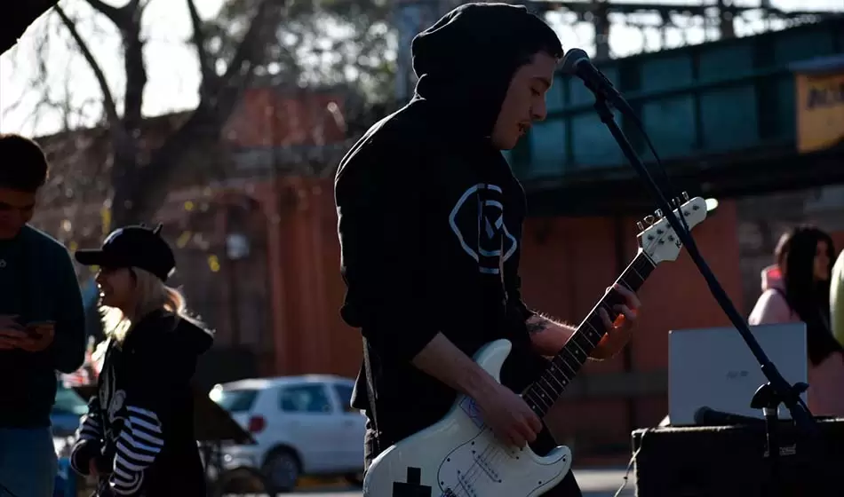 LAU, el artista del conurbano que busca revolucionar el punk 2 Lau