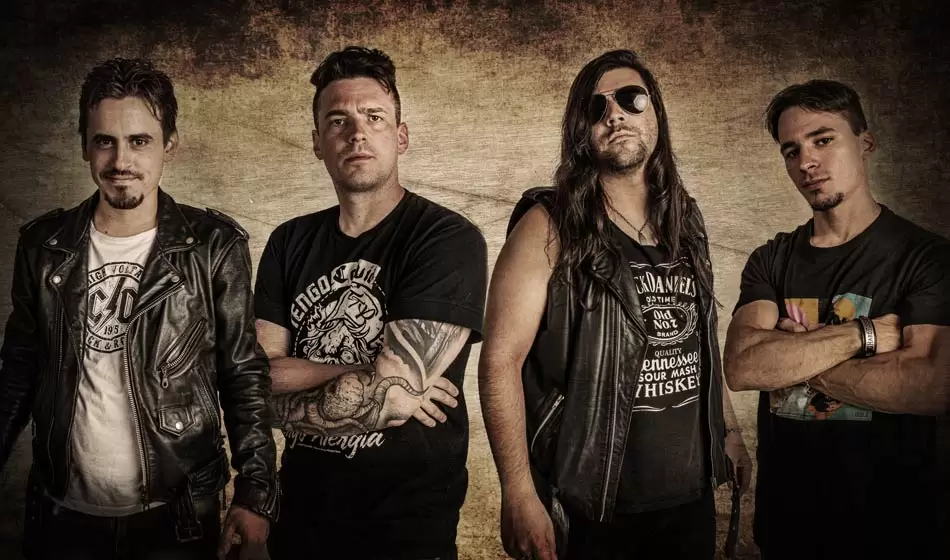 Ave de Fuego, una banda de Heavy Metal que busca plantarse en la escena 2 Ave De Fuego Lorena Palomino