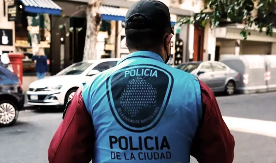 “¿Qué (NO) hace la policía ante la violencia de género?” 2 2 Diario hoy 1