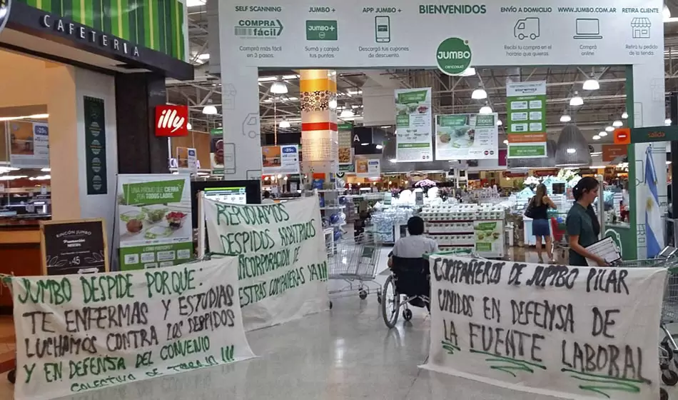 Trabajadores de Jumbo denuncian 12 despidos por militancia gremial 3 Despidos en Jumbo