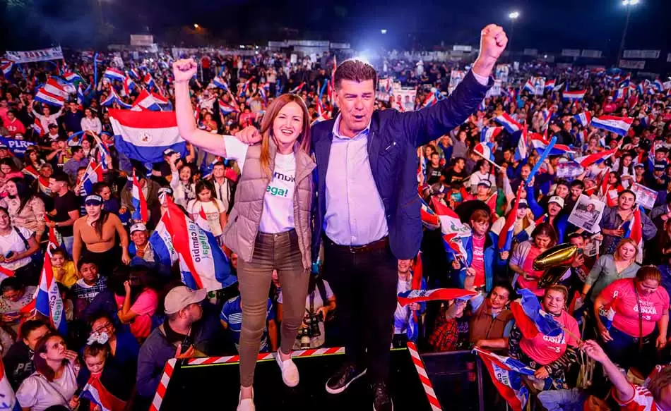 Elecciones en Paraguay: ¿cambio o continuidad colorada? 3 3 CUERPO NOTA @politicapycom