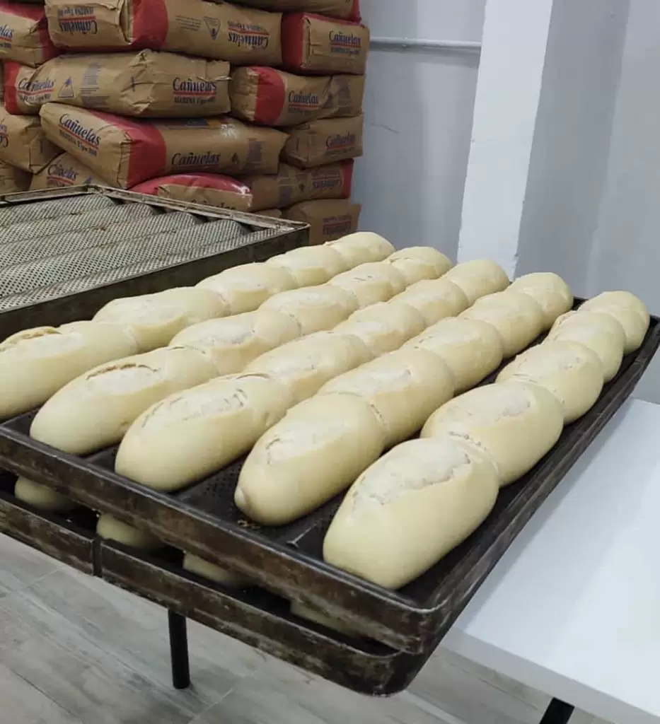 Avellaneda: inauguran una fábrica de pan que será operada por mujeres 3 Avellaneda