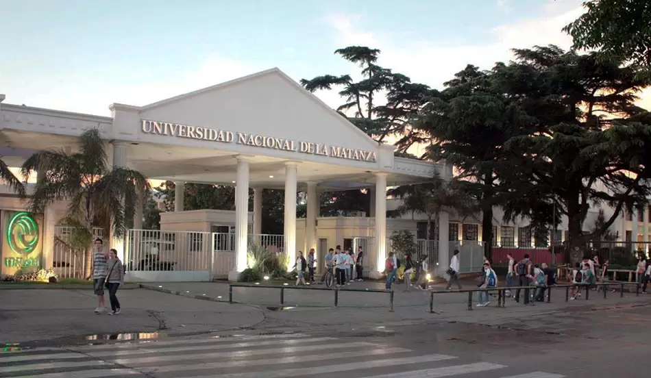 Comenzó la preinscripción al curso de ingreso de la UNLaM 3 @UnlamOficial Brenda Romero