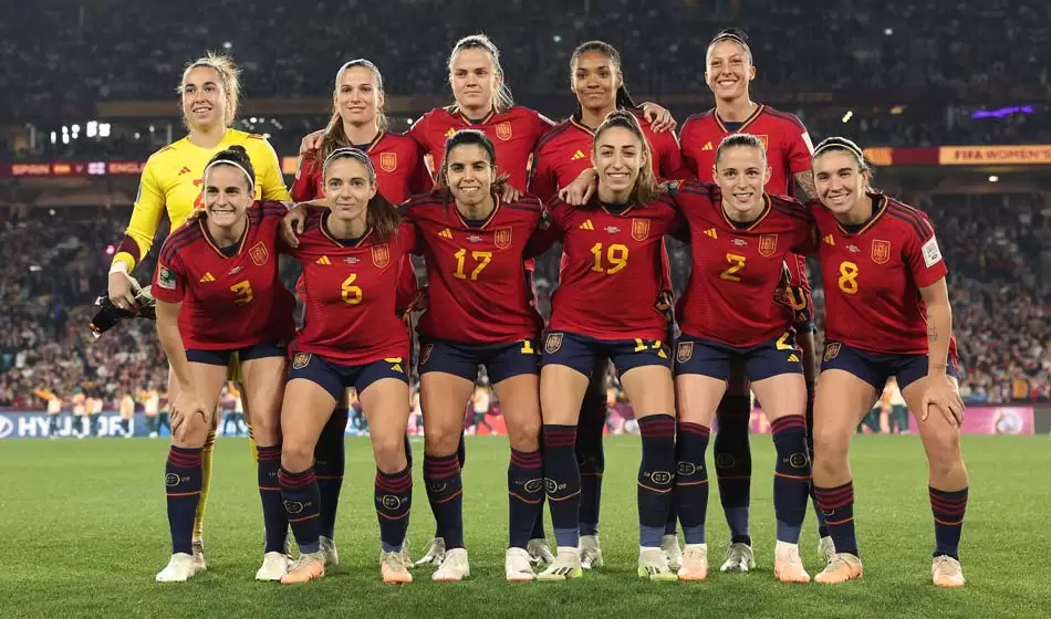 Las futbolistas españolas hacen historia: campeonas del Mundial absoluto, Sub 20 y Sub 17 2 2 Prensa FIFA.jpeg