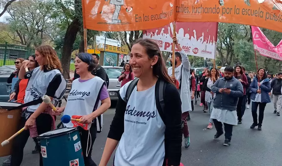 El Gobierno porteño dejó sin asueto a les docentes el 21 de septiembre 2 2 Sonido Gremial