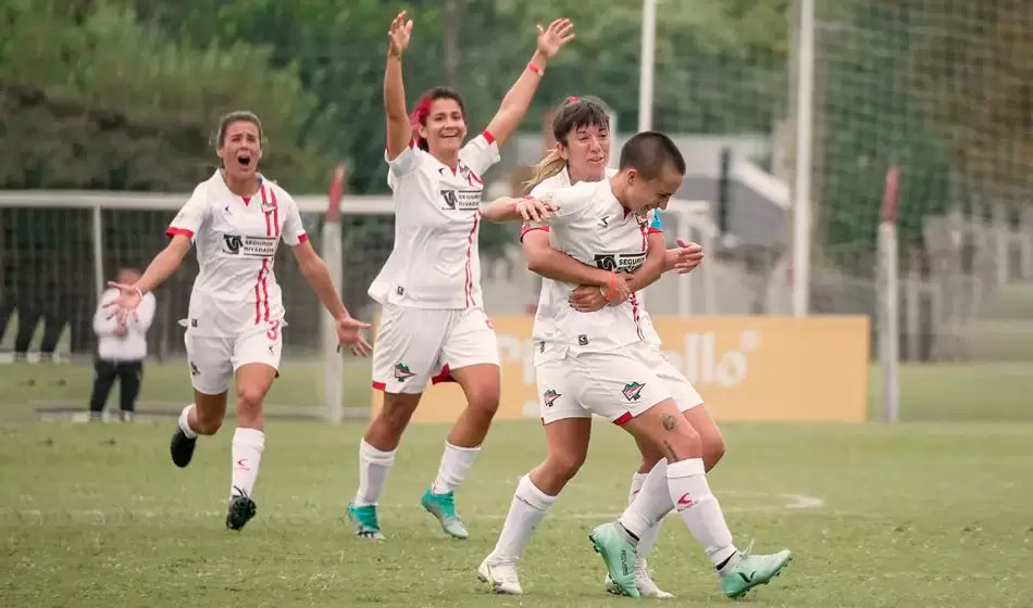 Luciana Bacci: “Javier Milei tiene discursos muy peligrosos y ambiguos para el fútbol femenino” 4 Bacci