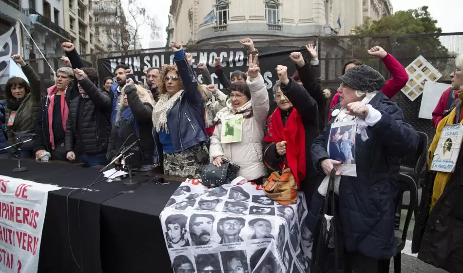 El comienzo del fin del negacionismo: un proyecto para penar a quienes reivindiquen el terrorismo de Estado 3 El comienzo del fin del negacionismo: un proyecto para penar a quienes reivindiquen el terrorismo de Estado 3