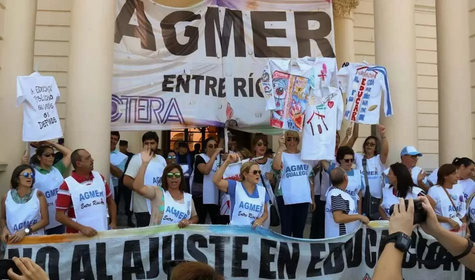 En medio de la transición política se analiza la propuesta salarial docente en Entre Ríos 2 El dia de gualeguaychu