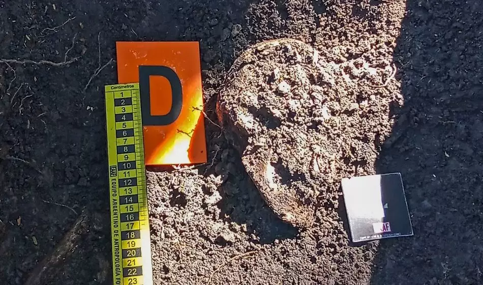 Masacre de San Antonio de Obligado: encontraron restos humanos de una fosa común 2 Equipo Argentino de Antropologia Forense 3