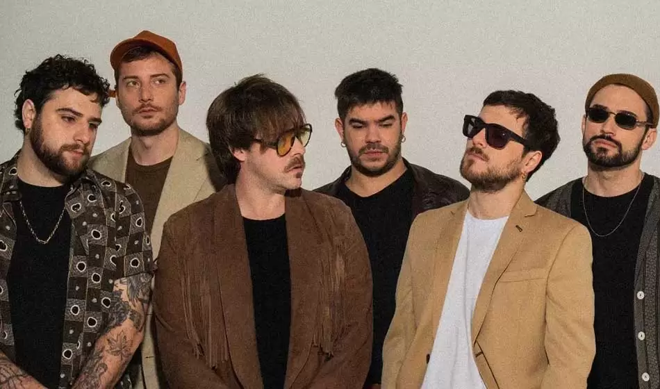 “Grandes éxitos”, la nueva propuesta de “Lentes” que pone el foco en el rock de los 2000