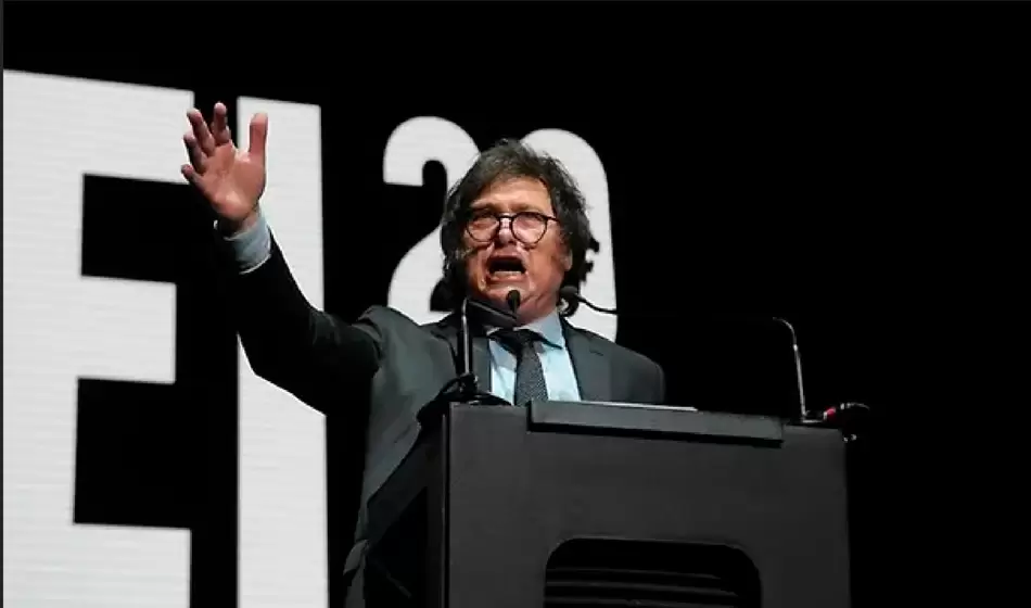 La Libertad Avanza abrió un nuevo frente de batalla: el Vaticano 3 La Libertad Avanza