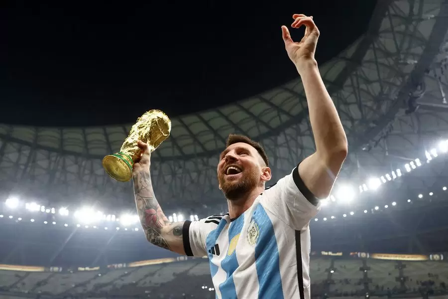 Por octava vez, Lionel Messi se bañó en oro y es el mejor jugador del año 2 Lionel Messi
