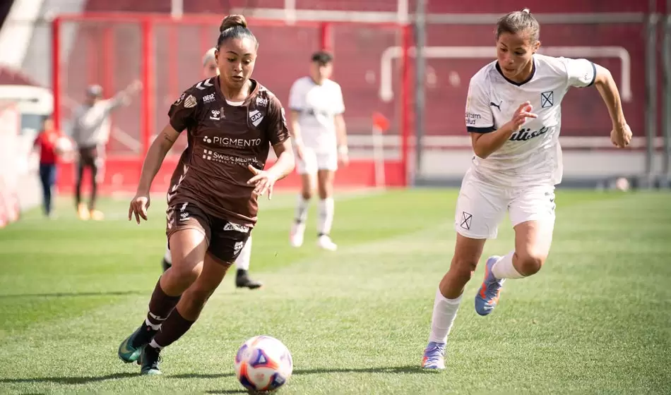 El fútbol femenino, víctima de la desidia de la AFA y los clubes 3 3 Prensa Platense