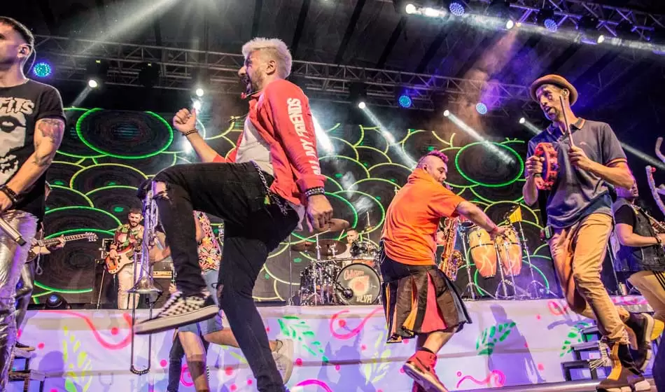 Los Caligaris estrenan el videoclip de “Con vos” 3 3 los caligaris2 noelia acuna