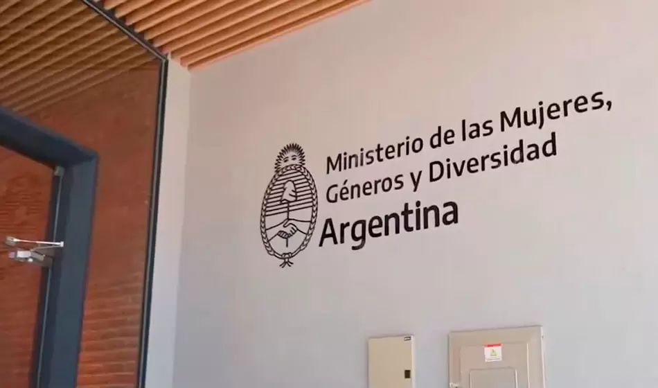 La motosierra de Milei y el riesgo para los derechos humanos 3 info news editado