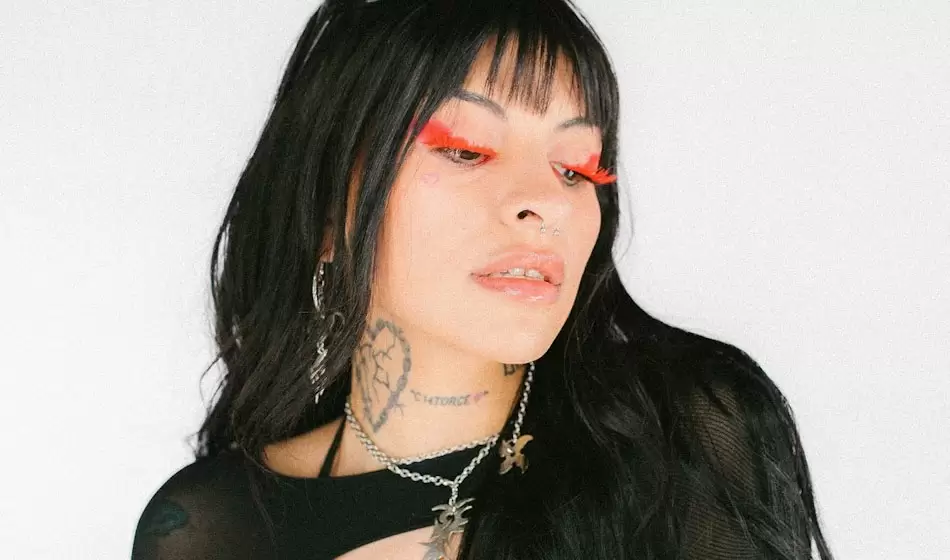 Cazzu en modo “Jefa”: la cantante de trap lanzó el adelanto de su próximo disco 2 Foto2 Cazzu en modo Jefa Martin Lamberti