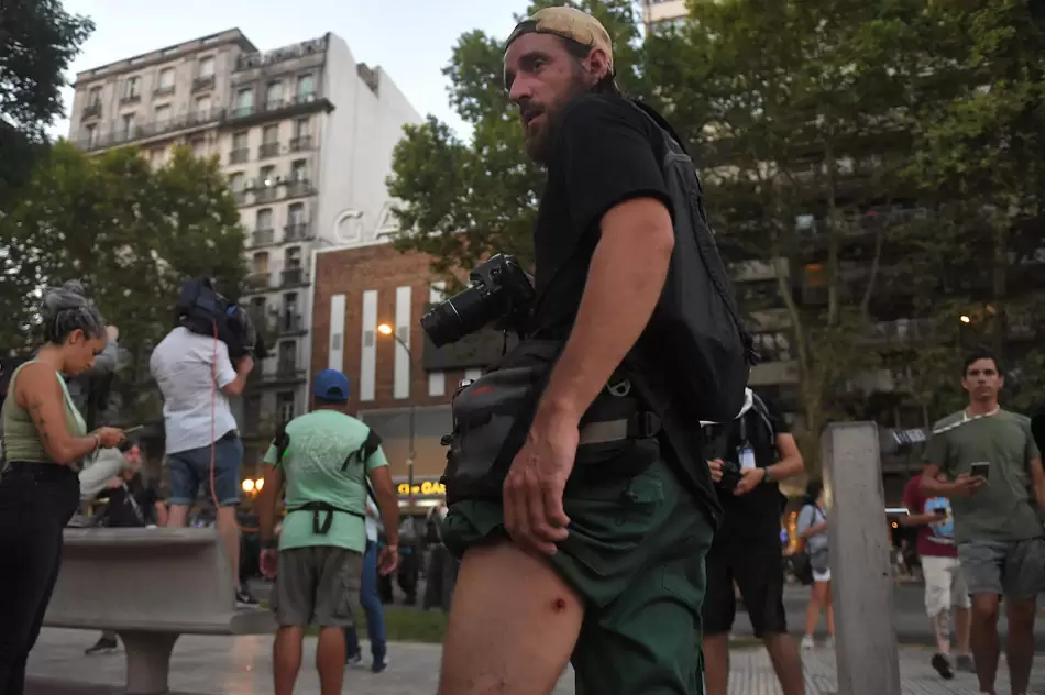 El país que quieren: calles militarizadas, represión y violencia 3 3 Telam