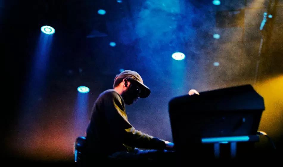 Alfa Mist, el orfebre de las “Variables” 3 2 Alfa Mist 3