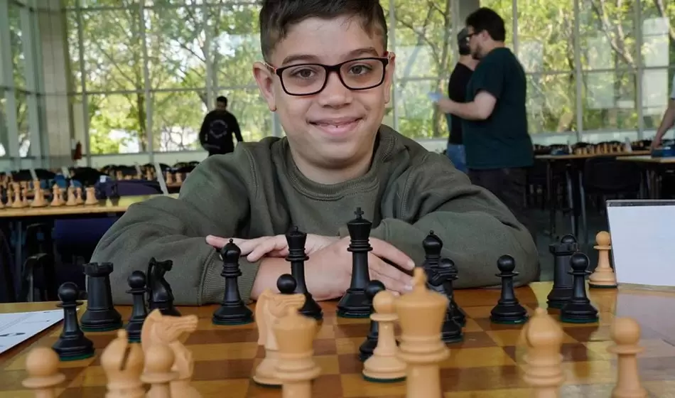 Faustino Oro, el niño ajedrecista argentino que le ganó una partida al mejor del mundo 1 Faustino Oro