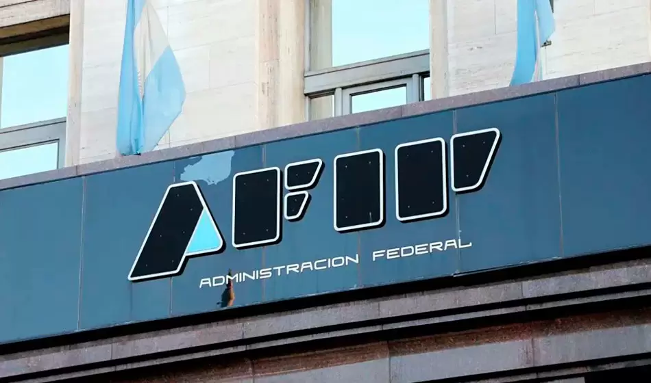 Milei propone una reforma tributaria con eje en el Impuesto a las Ganancias 3 3 infobrisas.com