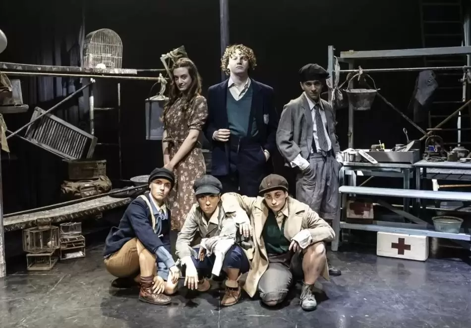 “Juegos de Fábrica”, una mirada perturbadora a la Infancia 2 Juego