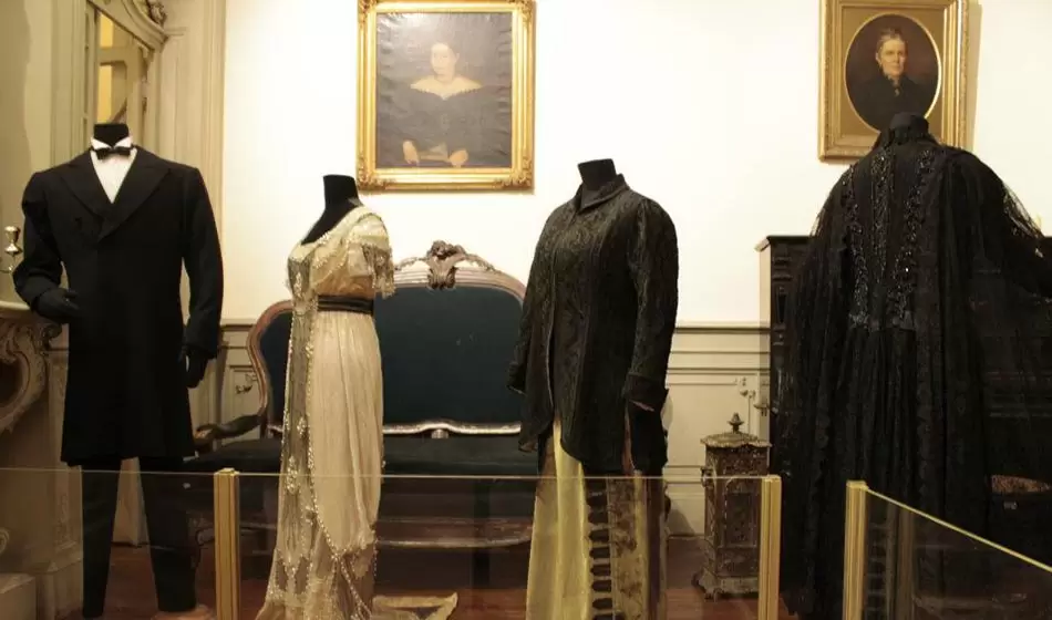 Abrazo al Museo Nacional del Traje, ante el peligro de cierre 3 Creditos Buenos aires Connect