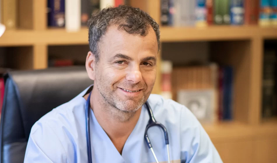 El poder de la alimentación: el Dr. Facundo Pereya habla sobre nutrición y salud tras ganar el Martín Fierro Digital 3 Dr pereyra 1