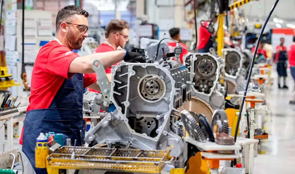 Crítica al modelo económico de Milei: cerraron cerca de 10.000 pymes en 2024 2 2 Crisis pyme cerca de 10.000 empresas cerraron en 2024 bajo el modelo economico de Milei lapopu.com .ar