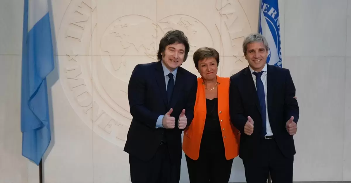 Milei no entiende que en la política internacional no hay amigos, sino intereses 2 Milei Georgieva Caputo