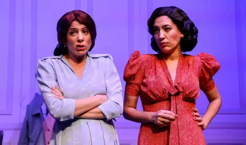 "La Vida Extraordinaria", una amistad en el fin del mundo 1 "La vida extraordinaria" volvió este mes en un nueva temporada, un conmovedor retrato de la amistad y la vida de dos mujeres, que a través de sus experiencias cotidianas y su amor por la literatura, descubren lo extraordinario en lo común. Crédito: @teatro.futuro