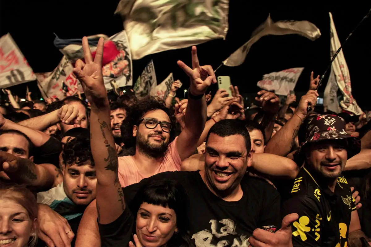 La Renga encendió La Plata con un show solidario y comprometido en apoyo a Bahía Blanca 5 La Renga Foto @yoel.alderisi 5