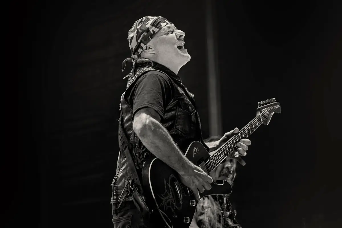 La Renga encendió La Plata con un show solidario y comprometido en apoyo a Bahía Blanca 8 La Renga Foto @yoel.alderisi 8