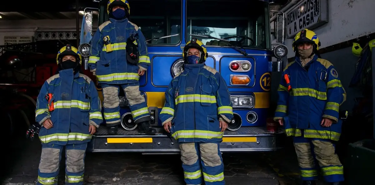 Bomberos voluntarios: La Boca celebró el legado de coraje y solidaridad a 140 años de la primera brigada 1 Bomberos