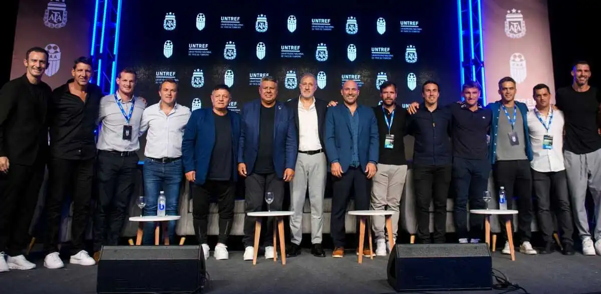 La AFA reglamentó el cargo de director deportivo para 2026 3 Creditos. Futbolista Argentinos Agremiados